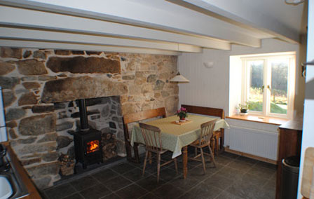 picture of kitchen